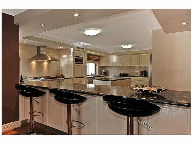 10 Matera Way, Stirling WA 6021