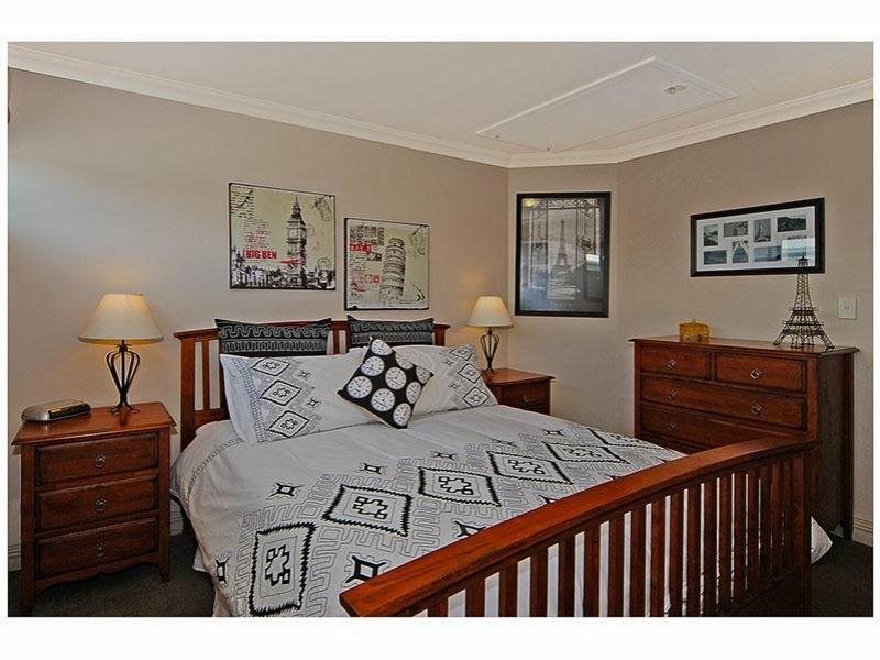 10 Matera Way, Stirling WA 6021