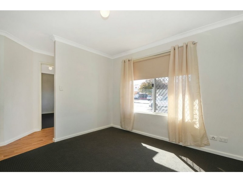 27 Hooley Rd, Midvale WA 6056