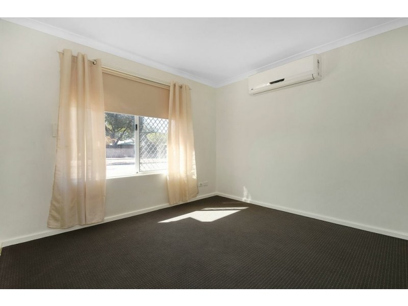 27 Hooley Rd, Midvale WA 6056