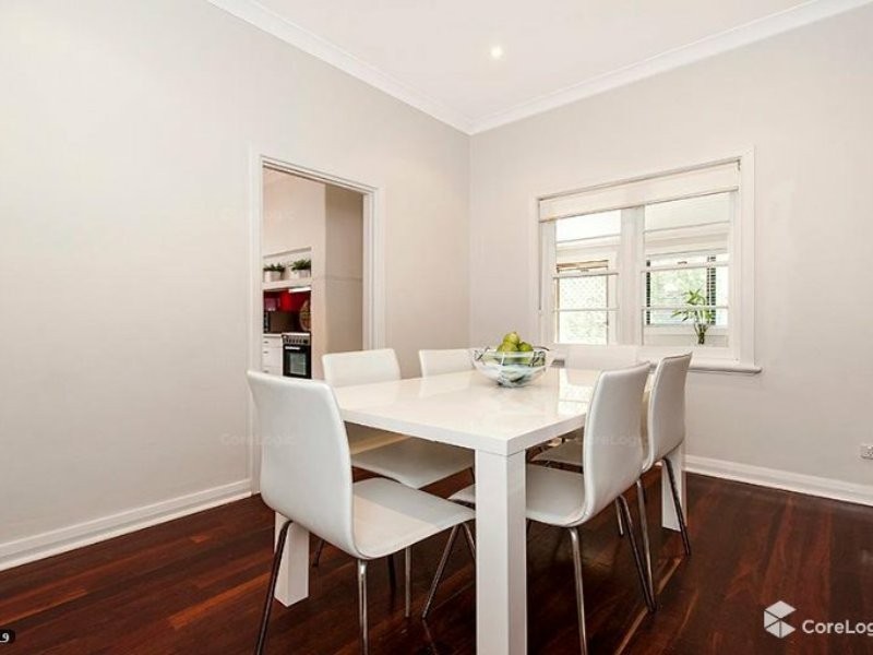 243 Huntriss Rd, Doubleview WA 6018