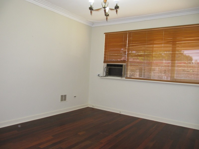 70 Moojebing St, Bayswater WA 6053