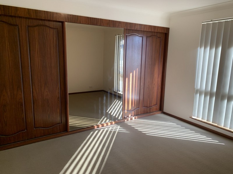 4 Fontley Road, Kingsley WA 6026