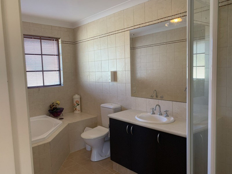 2/13 Hardy Rd, Bassendean WA 6054