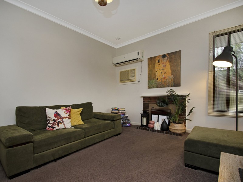 49 Francis Avenue, Karrinyup WA 6018