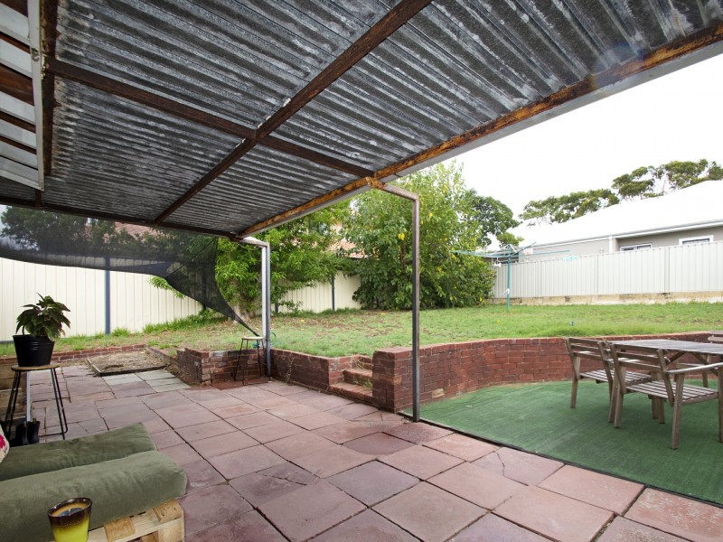 49 Francis Avenue, Karrinyup WA 6018