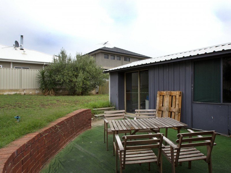 49 Francis Avenue, Karrinyup WA 6018