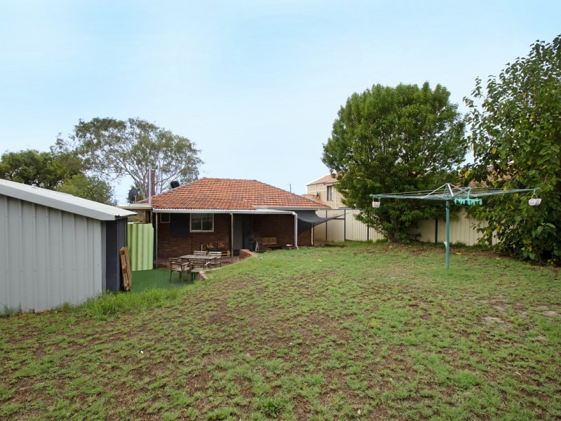 49 Francis Avenue, Karrinyup WA 6018