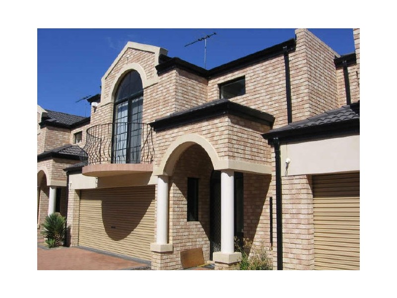 3/163 Stock Road, Attadale WA 6156