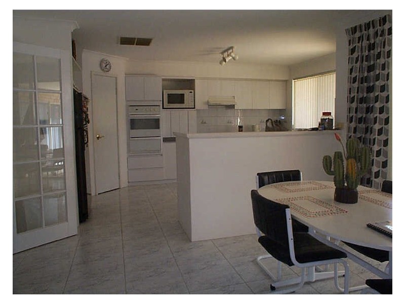 206 Stock Road, Melville WA 6156