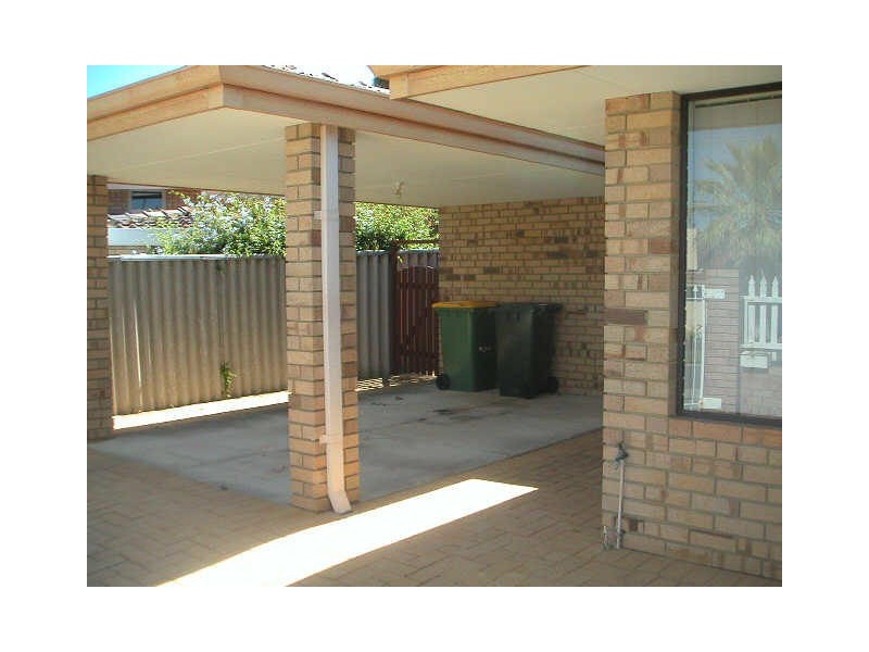 1B Bristol Avenue, Bicton WA 6157