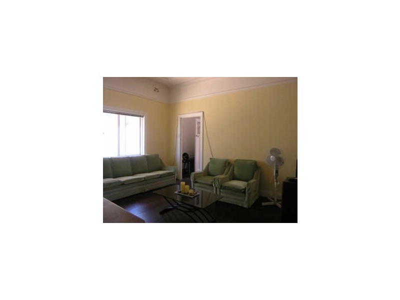 173 Carrington Street, White Gum Valley WA 6162