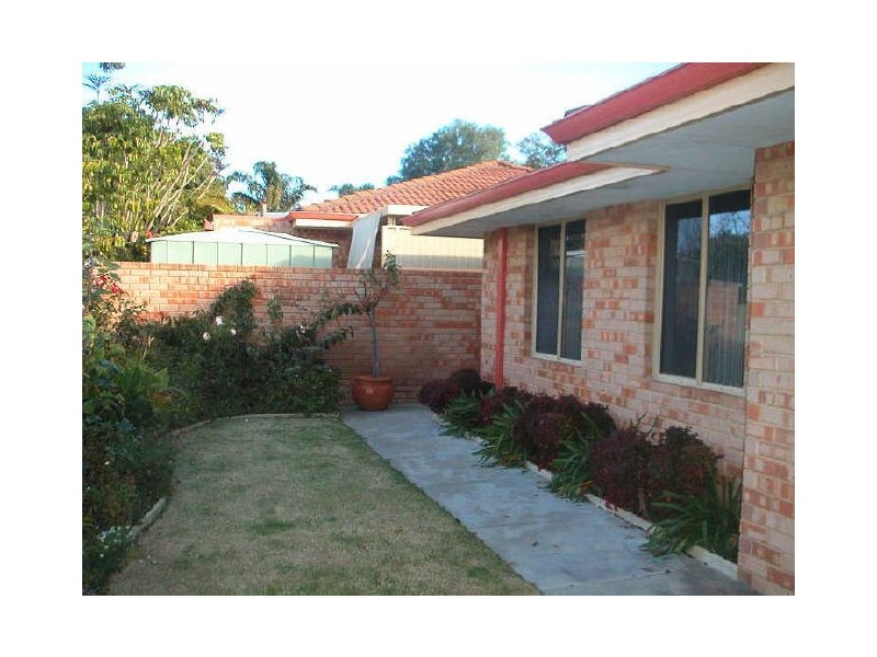 2/223 Marmion Street, Palmyra WA 6157