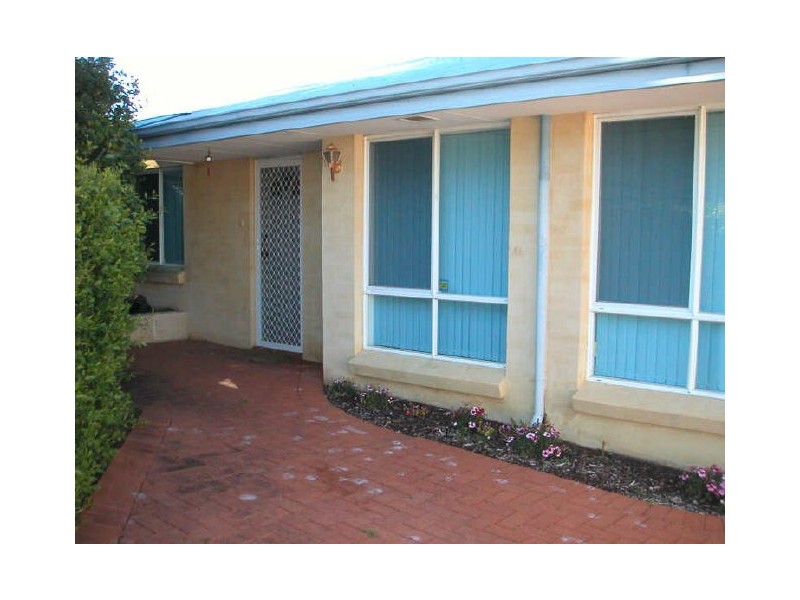 32B Davy Street, Alfred Cove WA 6154