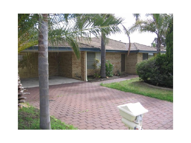 104 Le Souef Drive, Kardinya WA 6163