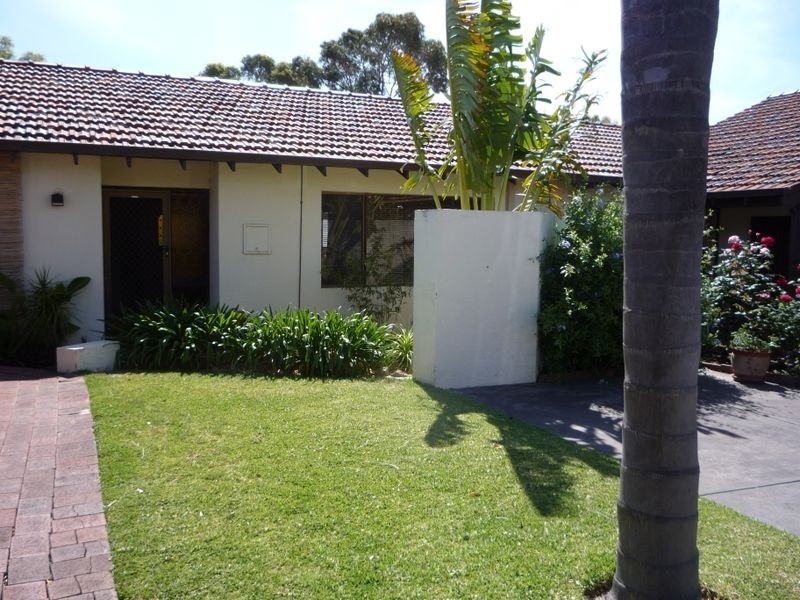 3/10 Bridges Road, Melville WA 6156