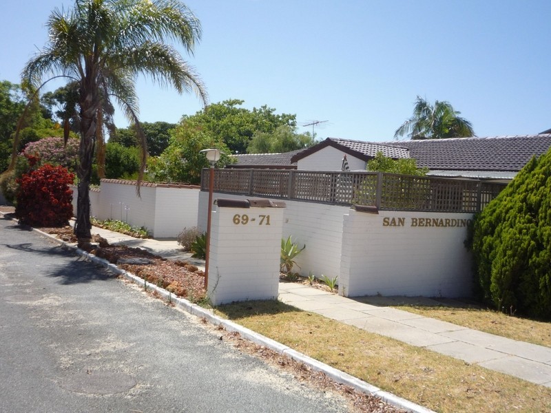 2/69 Waddell Road, Bicton WA 6157