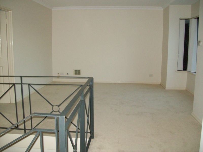3/12 Lentona Road, Attadale WA 6156