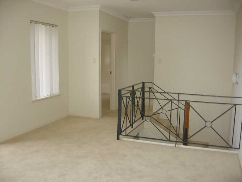 3/12 Lentona Road, Attadale WA 6156