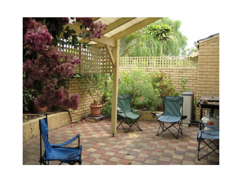 1/576 Canning Highway, Attadale WA 6156