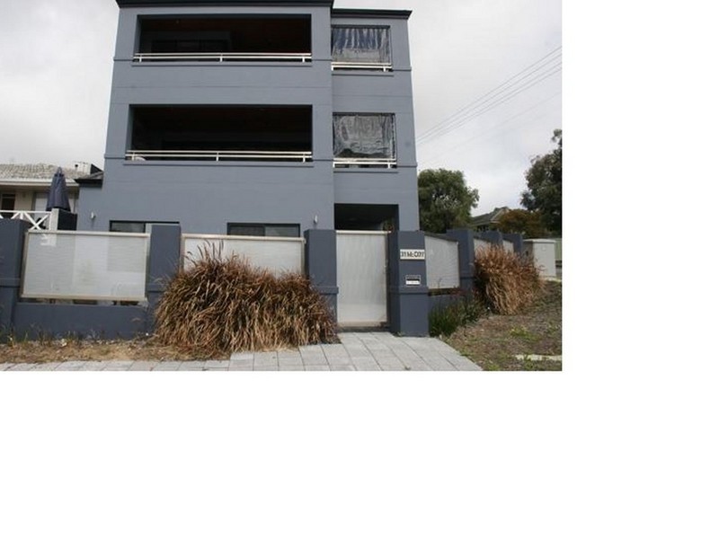 31 McCoy Street, Melville WA 6156