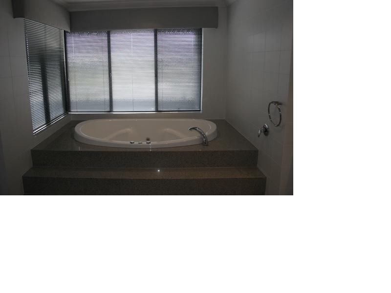 31 McCoy Street, Melville WA 6156