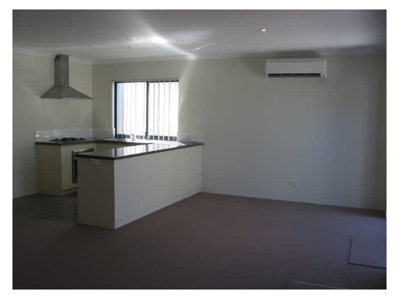 4/137 View Terrace, Bicton WA 6157
