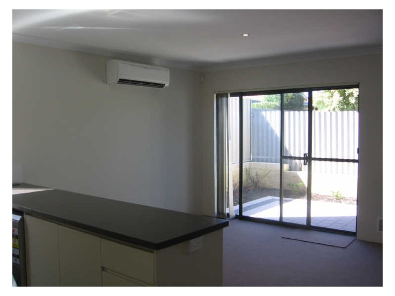 4/137 View Terrace, Bicton WA 6157