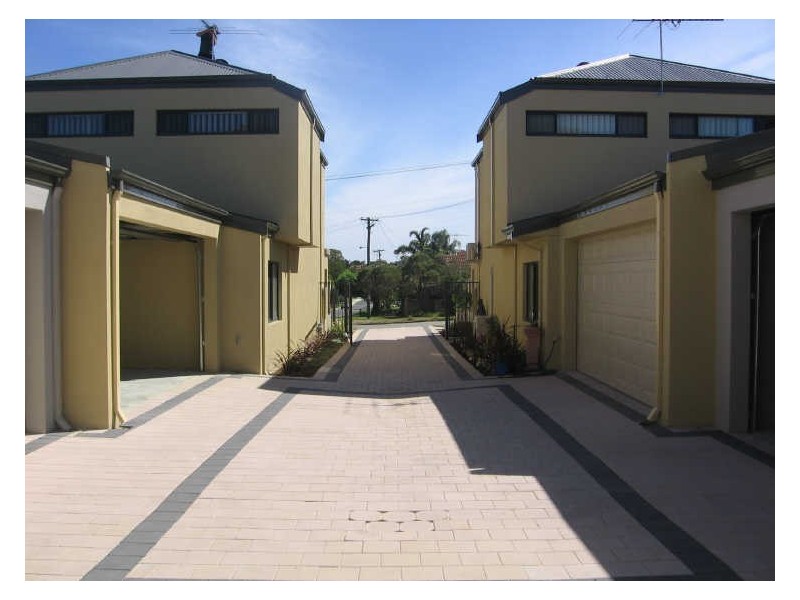 4/137 View Terrace, Bicton WA 6157