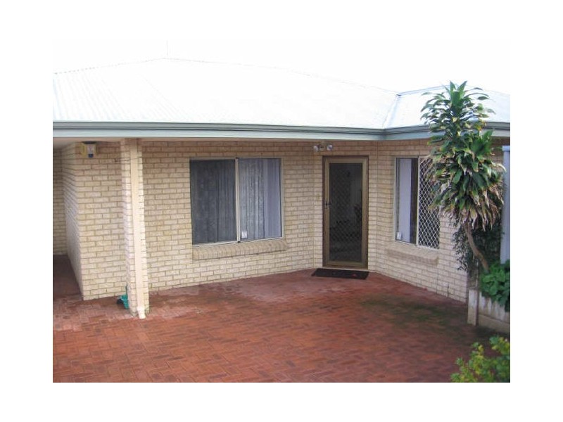 12A Fifth Street, Bicton WA 6157
