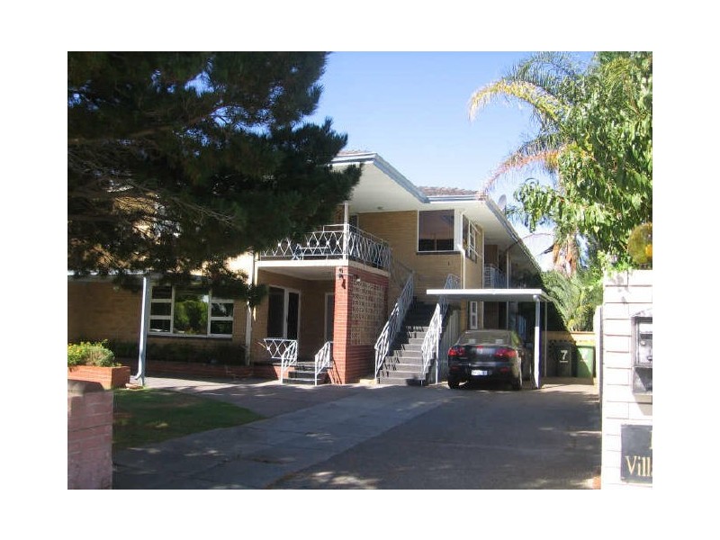 1/99 Tweedale Road, Applecross WA 6153