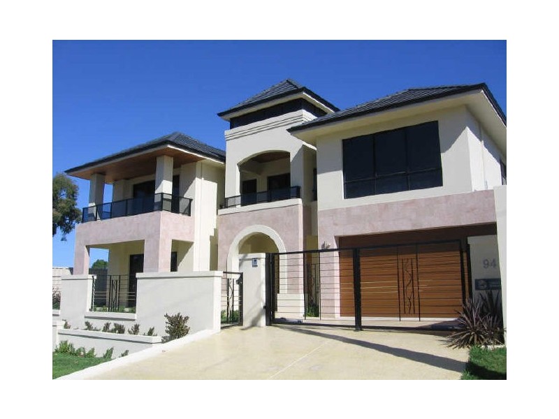 94 Wichmann Road, Attadale WA 6156