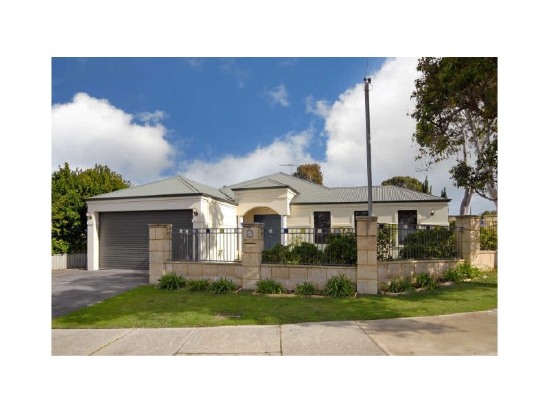 107 Moreing Road, Attadale WA 6156