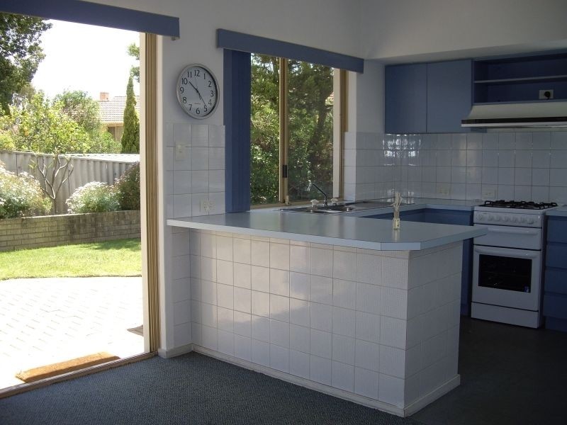 28A Money Road, Melville WA 6156