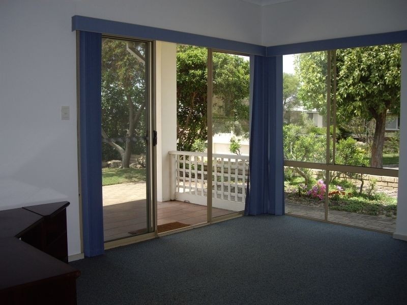 28A Money Road, Melville WA 6156