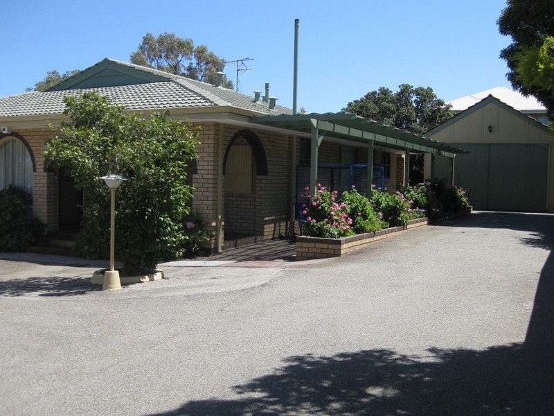 17 Kanimbla Street, Bicton WA 6157