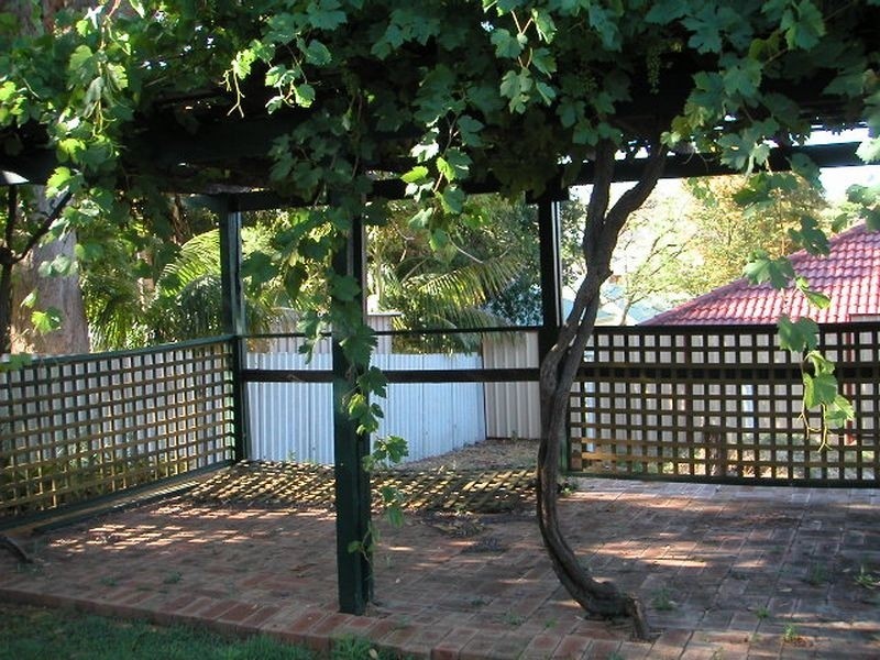 112 Todd Avenue, Como WA 6152