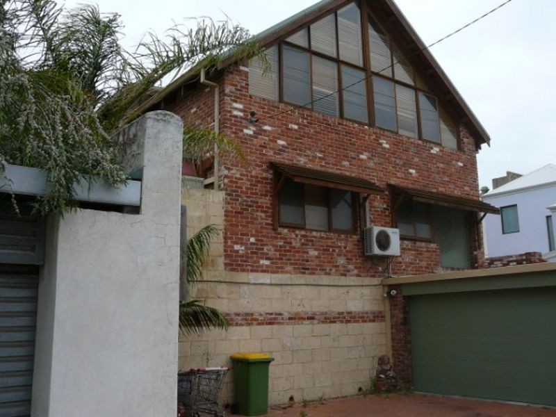 66 Thompson Road, North Fremantle WA 6159