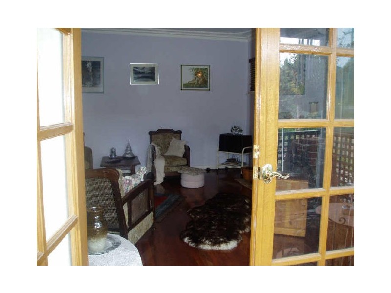 3 Redwood Crescent, Melville WA 6156