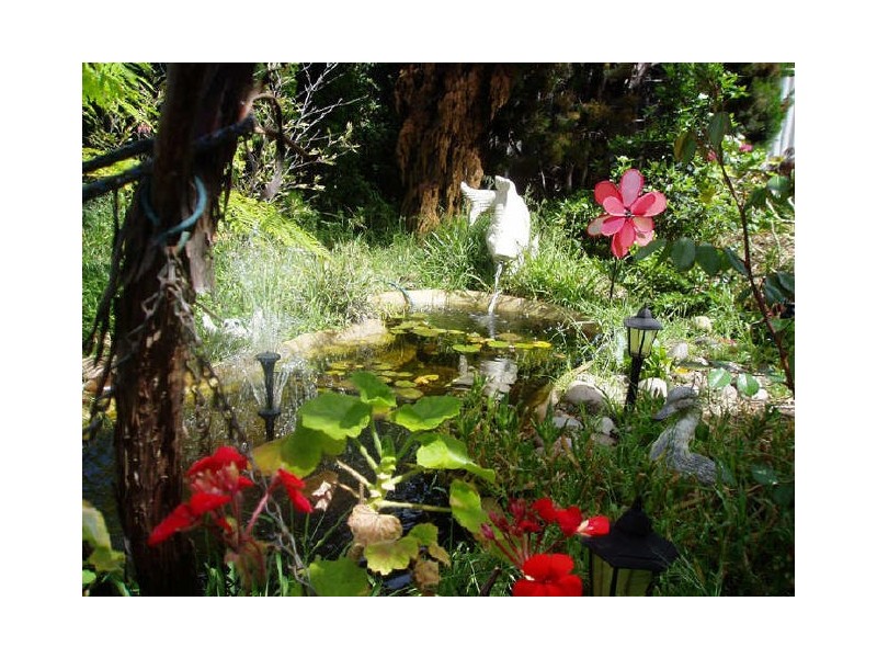 3 Redwood Crescent, Melville WA 6156