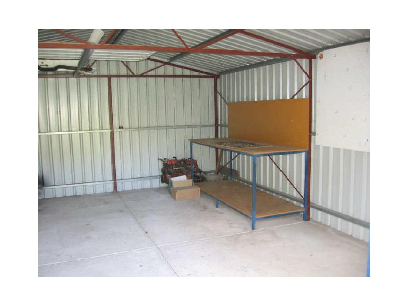 104 Le Souef Drive, Kardinya WA 6163