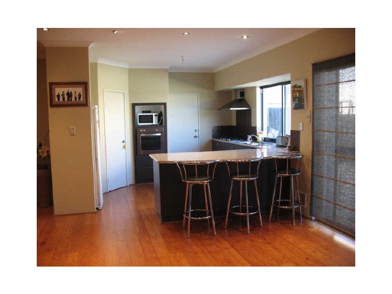 32 Freycinet Circuit, Aubin Grove WA 6164