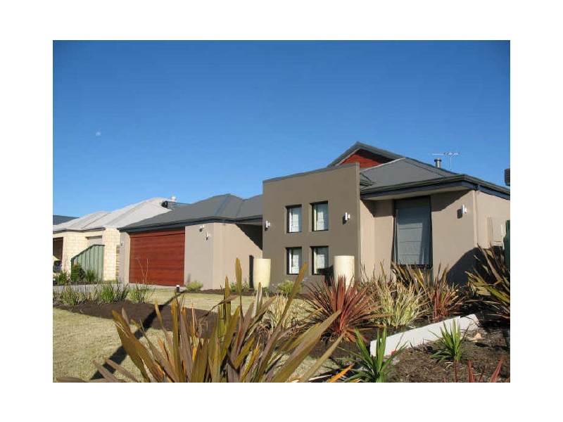 32 Freycinet Circuit, Aubin Grove WA 6164