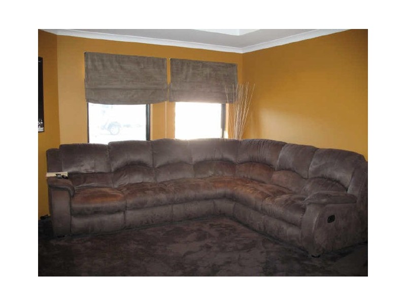 32 Freycinet Circuit, Aubin Grove WA 6164