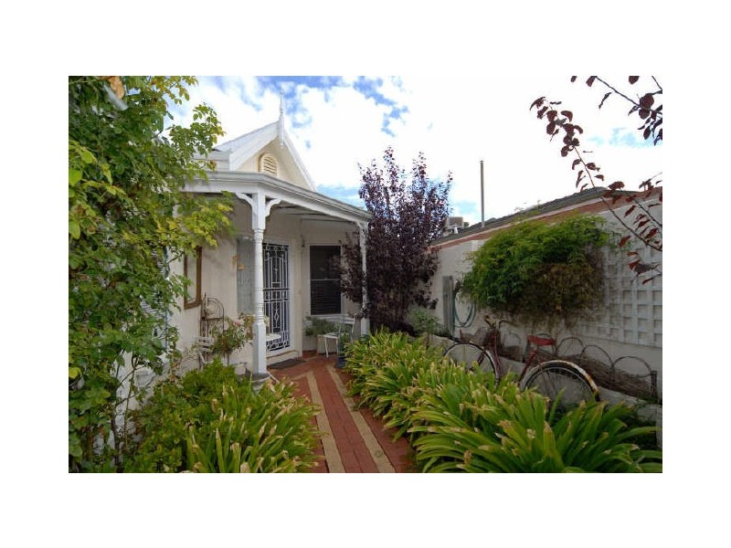 13 Clements Road, Booragoon WA 6154