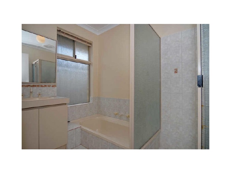 35 Garden Road, Spearwood WA 6163