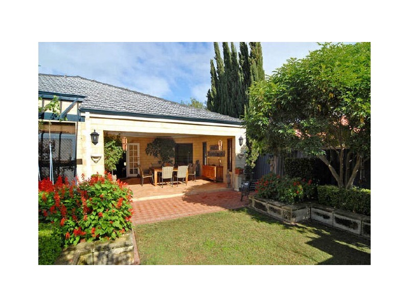 103 Peterborough Circle, Murdoch WA 6150