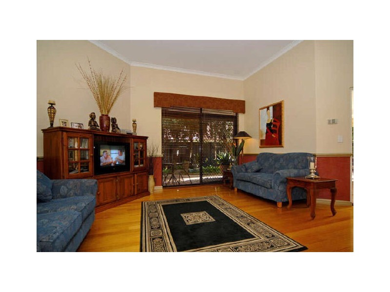103 Peterborough Circle, Murdoch WA 6150