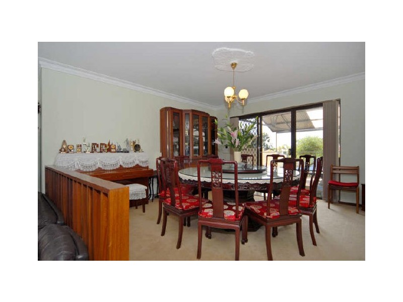 9 Davis Road, Attadale WA 6156