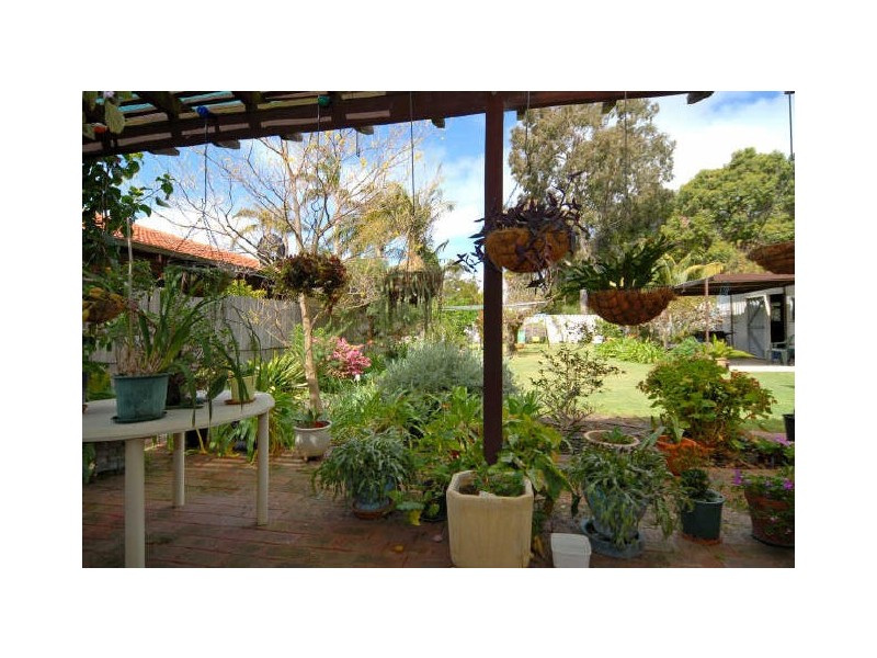 13 Morriet Street, Attadale WA 6156